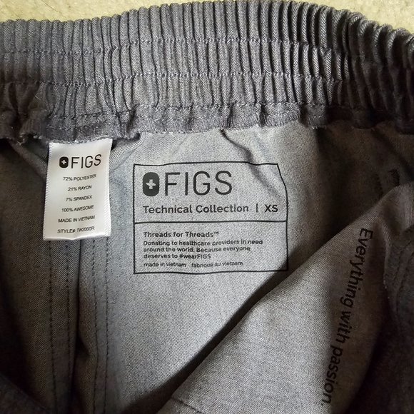 Figs Scrubs - Picture 2 of 2